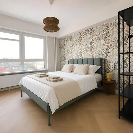Апартаменты Chic 6 P Centre-ville Parking Gratuit